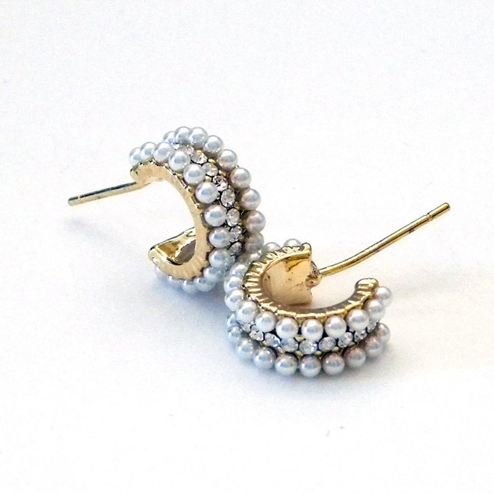 Mini-Pearl Huggie Hoop Earrings